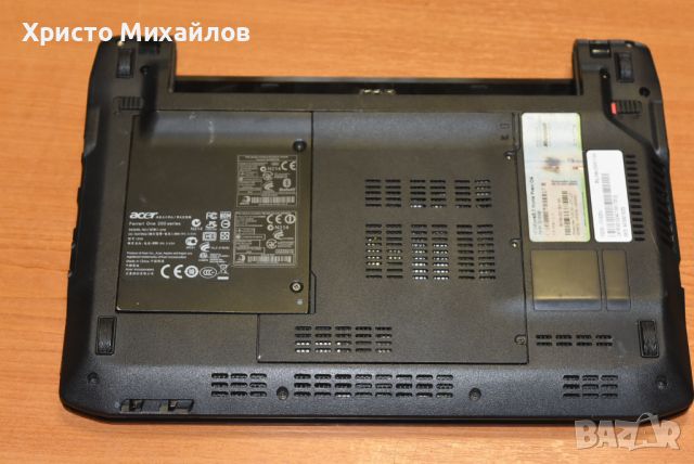 Acer Ferrari One 200 - за части , снимка 7 - Части за лаптопи - 46348555