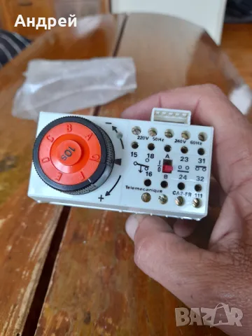 Реле за време Telemecanique CA2-FR 111B, снимка 3 - Друга електроника - 50273944