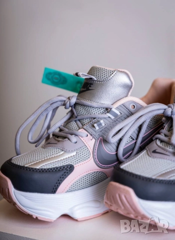 дамски маратонки nike, снимка 4 - Маратонки - 52105924