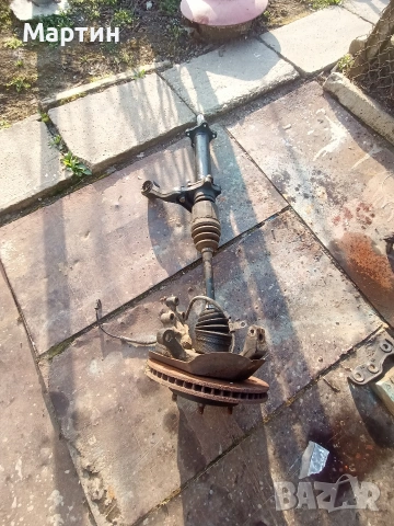 Предна дясна полуоска за Kia Sorento - Киа Соренто - дизел 2.5 CRDI 16 V - 140 к.с., снимка 2 - Части - 53965430