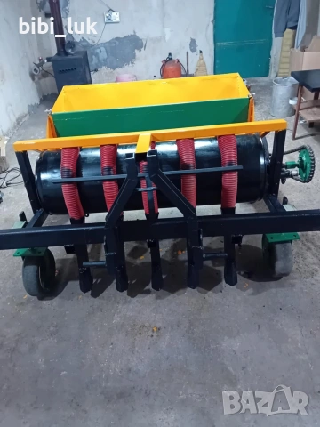 Садачка за лук и чесън 5 редова, снимка 5 - Селскостопанска техника - 53772979