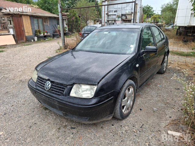 Фолксваген Бора 1.9тди 101к.с На Части, снимка 3 - Автомобили и джипове - 51555377