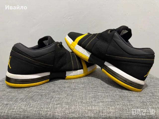 Jordan Team Elite Low 'Black Yellow'., снимка 5 - Маратонки - 49371639