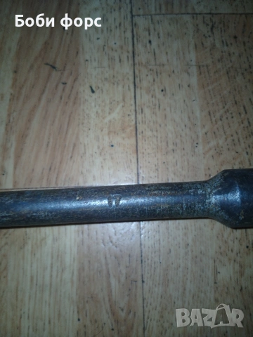 Оргинален руски кръстат ключ много здрав , снимка 9 - Аксесоари и консумативи - 53664560