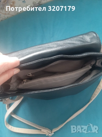 Дамска чанта, снимка 2 - Чанти - 52679743