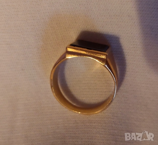 Мъжки златен пръстен с оникс , снимка 6 - Пръстени - 51645743