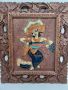 Уникална картина на танцуваща индийка в прекрасна дърворезбована рамка
