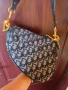 Дамска чанта, снимка 3