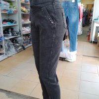 Дамски дънков клин-панталон, снимка 2 - Дънки - 45197295