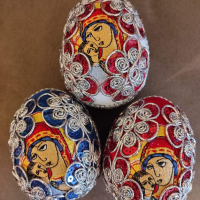Бродирани яйца подходящи за Великденска декорация., снимка 1 - Декорация за дома - 45062669