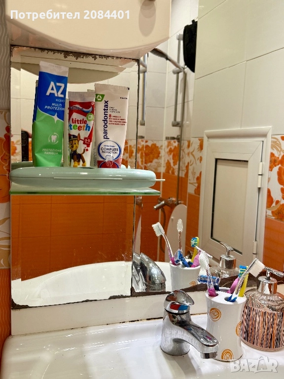 Комплект за баня - долен шкаф с мивка и горен шкаф с огледало , снимка 1