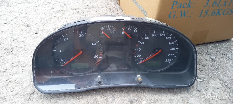 Километраж VW Passat B5 1.9 TDI, снимка 1