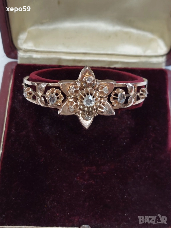 Автентична Руска златна дамска гривна с инкрустирани множество диаманти,злато 14 карата(56),19 век, снимка 1