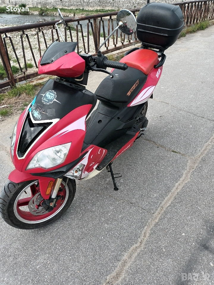 скутер Baotian 80куб, снимка 1