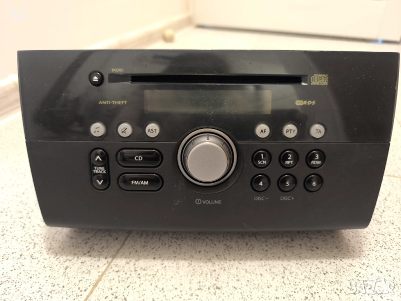  CD-плеър за Сузуки Суифт 1.3 2005-2010г, снимка 1