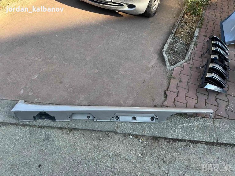 Десен праг Тойота Карми Toyota Camry само за 120лв. 75850-33130, снимка 1