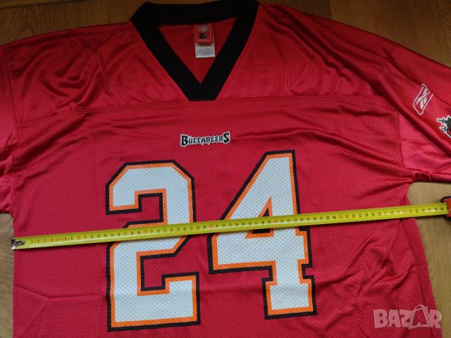 NFL Jursey / Tampa Bay Buccaneers  , #24 Cadillac Williams , Reebok, снимка 7 - Спортни дрехи, екипи - 45420813