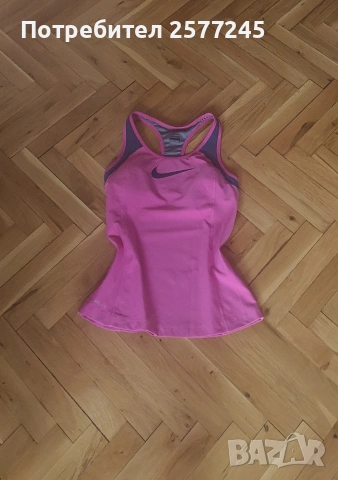 Оригинални дамски потници Nike и Puma размер S-M , снимка 4 - Спортни екипи - 53813829