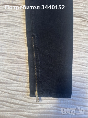 DSQUARED2 дамски дънки - оригинал, S размер, снимка 3 - Дънки - 51749216
