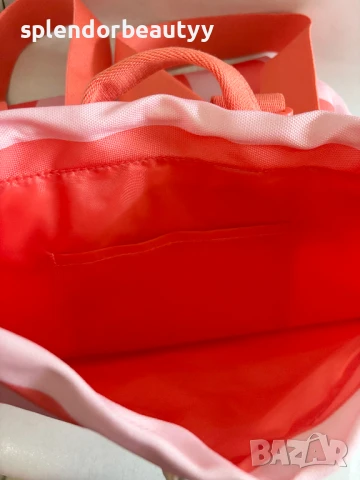 Victoria's Secret Раница и Хладилна Чанта 2 в 1, Розово-Коралово Райе, снимка 15 - Раници - 51241283