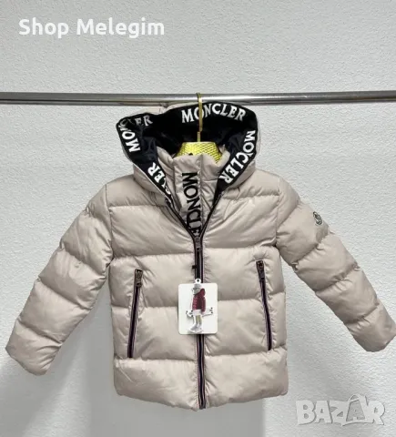 Moncler яке , снимка 2 - Детски якета и елеци - 47962184