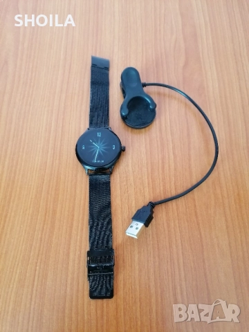 Смарт часовник със зарядно