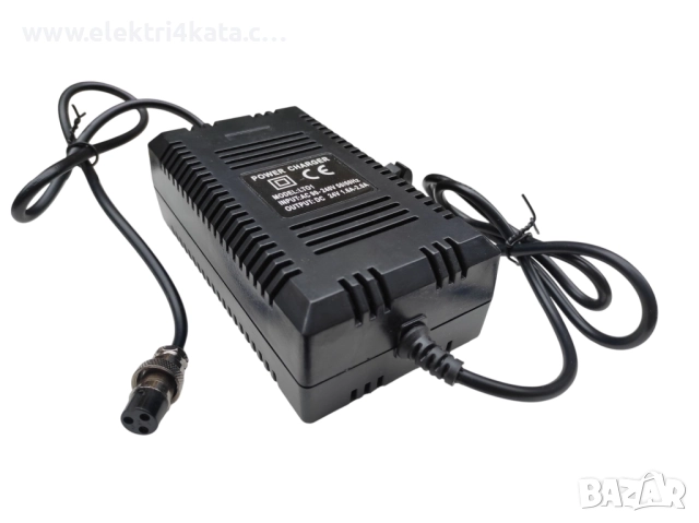 Зарядно устройство 24V (GX12 3pin 12mm) голямо