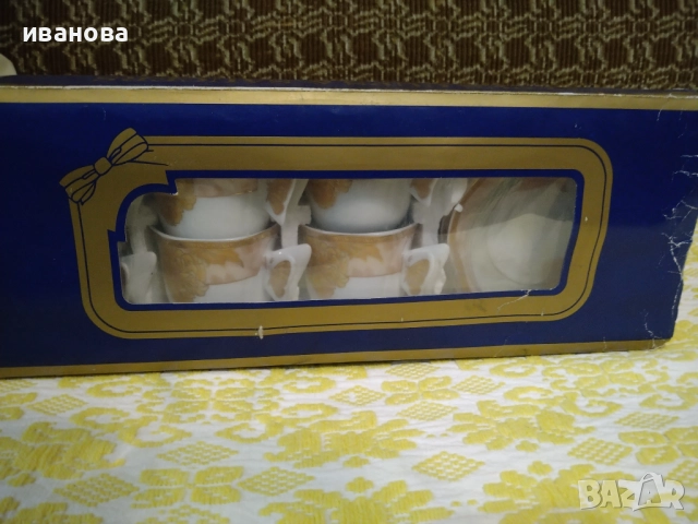 Сервиз за кафе с нежни пеперудени мотиви , снимка 2 - Сервизи - 52653800