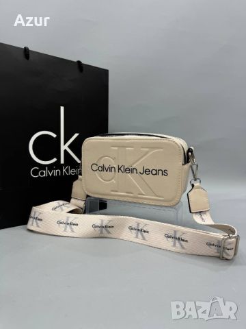 чанти Calvin Klein , снимка 2 - Чанти - 46376567