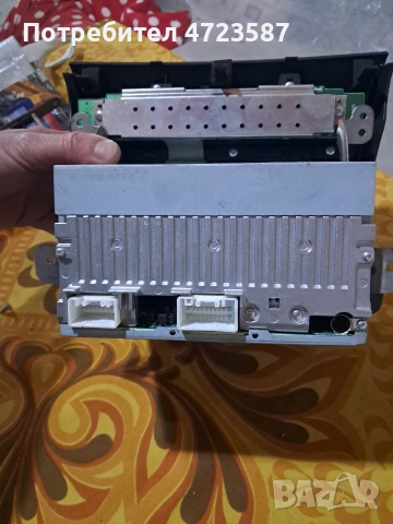 сд радио за пежо 4007 ц-кросър митсубиши аутландер, снимка 2 - Радиокасетофони, транзистори - 53527257