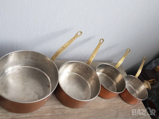 Комплект медни тигани с бронзови дръжки, снимка 3 - Антикварни и старинни предмети - 49329585