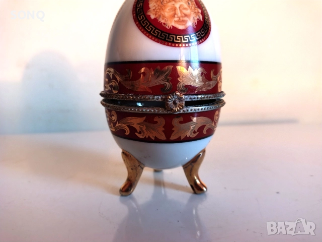 Страхотно Порцеланово Яйце Кутия За Бижута, снимка 3 - Антикварни и старинни предмети - 52923700