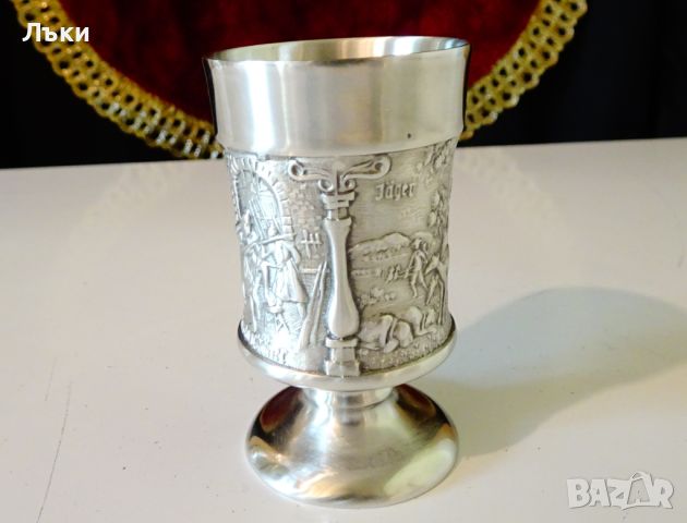 Чаша от калай с Ловец и Оръжейник. , снимка 3 - Антикварни и старинни предмети - 45912771