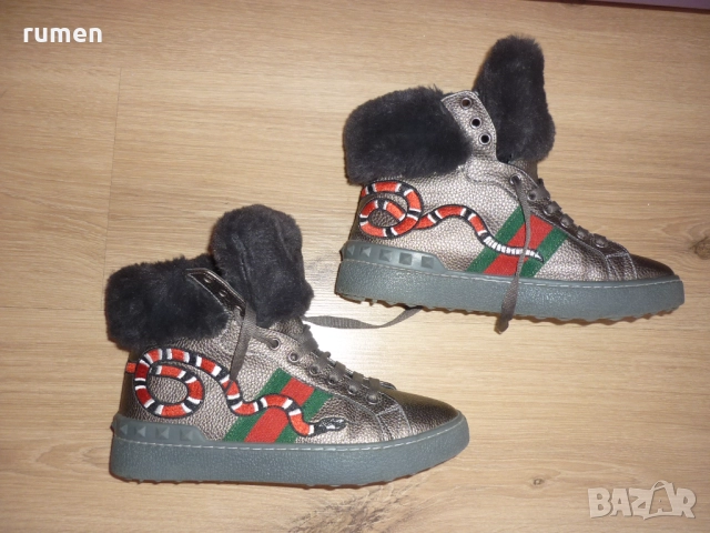 Спортни обувки, снимка 2 - Маратонки - 51550549