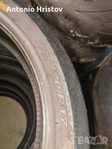 Сликове Dunlop и Pirelli , снимка 2 - Гуми и джанти - 50707979