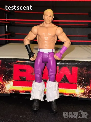 Екшън фигура WWE Tyler Breeze тайлър брийз Basic Mattel играчка figure лилав, снимка 4 - Фигурки - 48448064