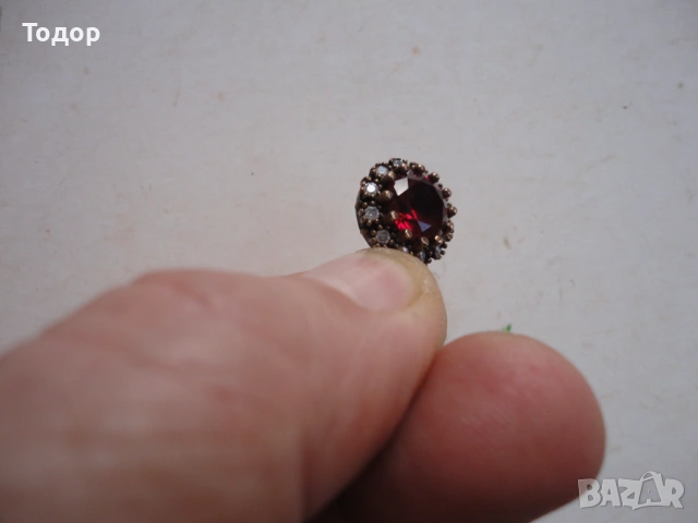 Сребърен медальон колие червен камък , снимка 5 - Колиета, медальони, синджири - 53304905