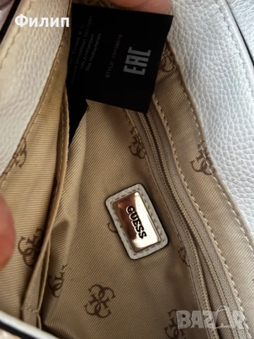 Чанти Guess, снимка 11 - Чанти - 53927483