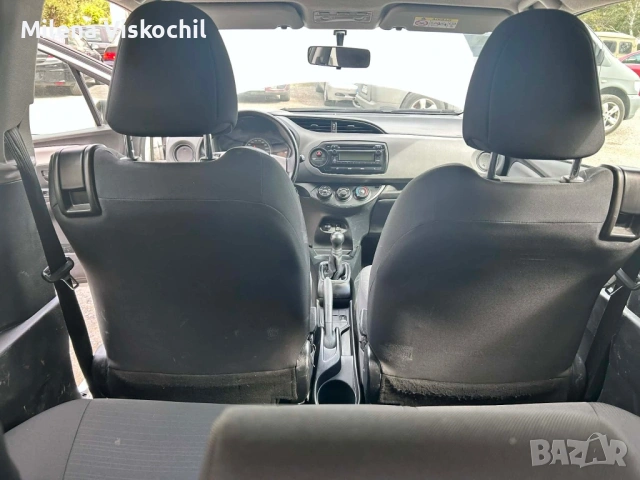 Toyota Yaris 2015, снимка 10 - Автомобили и джипове - 53322799
