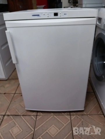 Малък фризер с 4 чекмеджета Liebherr с 2 години Гаранция!