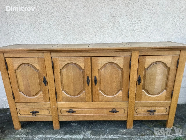 Голям масивен дъбов бюфет – 4 врати / 3 чекмеджета, снимка 4 - Бюфети - 53958747