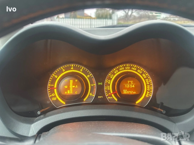 Toyota Auris, снимка 6 - Автомобили и джипове - 54164537