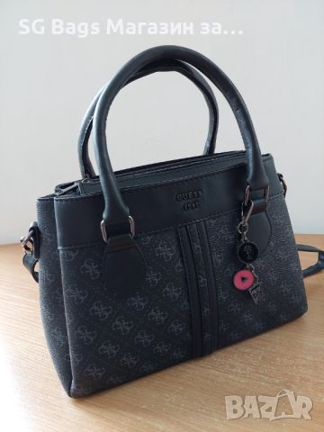 Дамска чанта Guess лукс модел код 225, снимка 4 - Чанти - 43958243