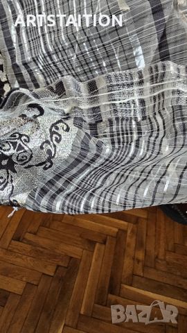 Черно тънко перде с ламена сребърна украса, снимка 5 - Пердета и завеси - 46451444