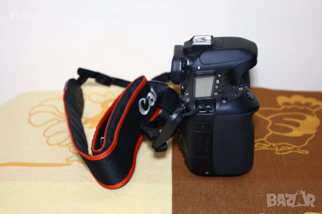 Canon Eos 80D + 4 обектива, снимка 3 - Фотоапарати - 53304455