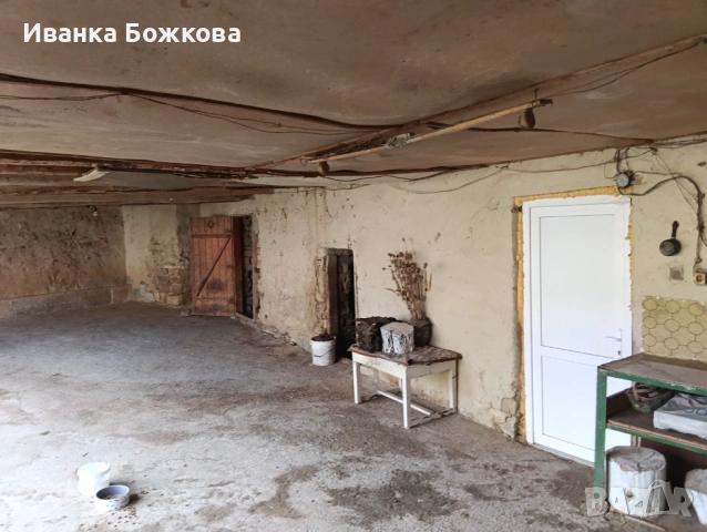 Къща в село Веселиново, област Шумен, снимка 17 - Къщи - 54178460