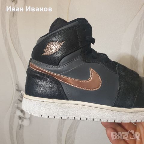 Jordan 1 Retro High  номер 39 ,5-40 оригинални маратонки , снимка 18 - Маратонки - 45306508