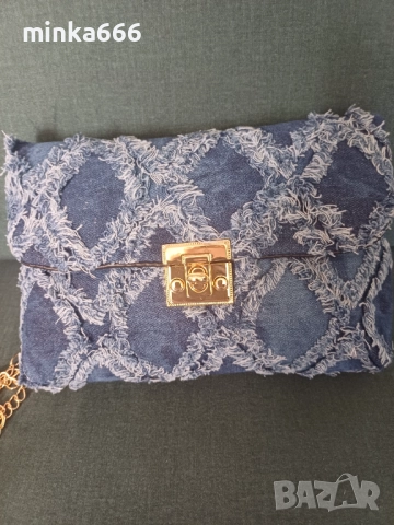 Дамска чантичка от деним.