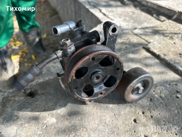 Хидравлична помпа от Субару Оутбек