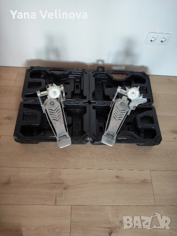 Педали Yamaha 2бр. + 2 куфара Tama комплект